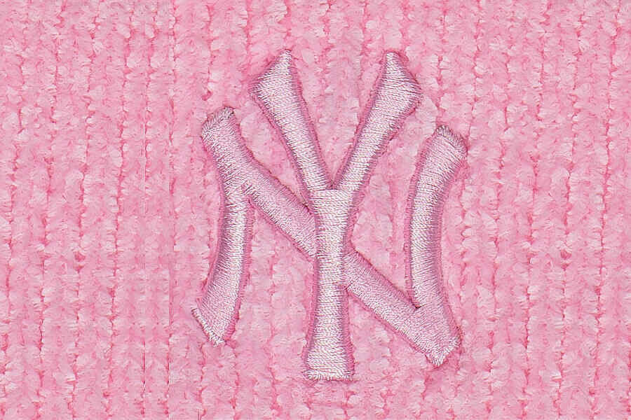 New Era 60284837 WMNS CHENILLE BOBBLE BEANIE NEYYAN PNK - 3
